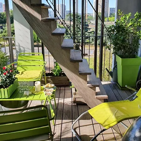 Location Privee Avec Salle De Bain Et Wc Privatifs Dans Moderne