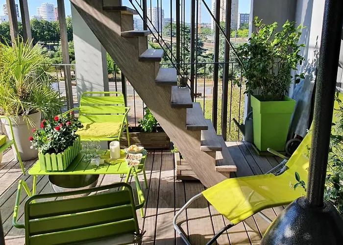 Location Privee Avec Salle De Bain Et Wc Privatifs Dans Moderne